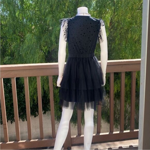 Haute Monde Net Overlay Flutter Sleeve Black Dress. Size Medium. - Picture 5 of 9